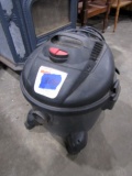 DAYTON WET VAC 3 GALLON