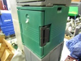 CAMBRO CATERING BOX GREEN 2 X 2 X 18