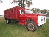 #6101 1967 FORD F600 82608 MILES 16' BODY 4' TALL RIP IN BENCH SEAT CLEAN P