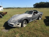 #2401 1982 CORVETTE 25618 MILES SHOWING NO T TOPS MISSING INTERIOR EXPOSED