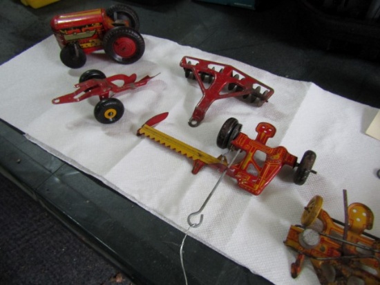 ANTIQUE MARX TIN TOY TRACTOR AND IMPLEMENT SET INCLUDING TRACTOR AND 4 IMPL