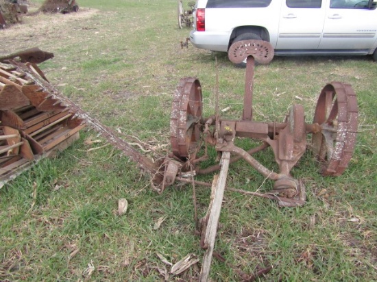 ANTIQUE JOHN DEERE SICKLE BAR MOWER NO4 BIG STEEL WHEELS