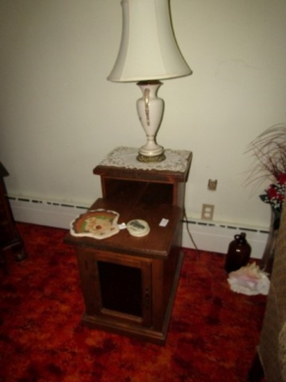TWO TIER END TABLE WITH CONTENTS OF LAMP AND MORE