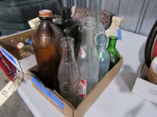 BOX COLLECTIBLE BOTTLES PEPSI CLOROX LOUIS MEEUS ANVERS AND MORE