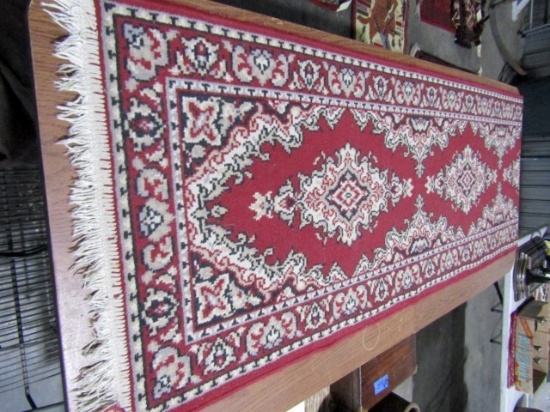 HALL RUNNER 7' 3" X 23 INCH