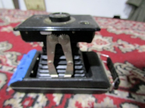 ANTIQUE KODAK CAMERA WITH TWINDAR LENS