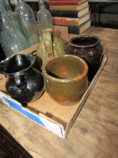 BOX WITH 4 SMALL RED CLAY PCS INCLUDING SMALL JUG 5 INCH 2 POTS 4 INCH TALL