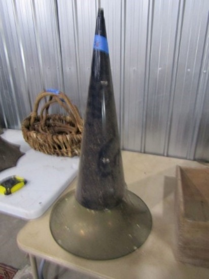 ANTIQUE VICTORLA HORN BRASS AND BLUE METAL APPROX 2'8" LONG X 18" ACROSS