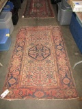 ANTIQUE INDIAN STYLE RUG 65 INCH X 42 INCH