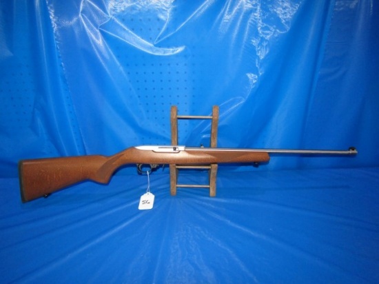 RUGER 10 22 22 LR SEMI AUTO STAINLESS STEEL SN 35185022 NEW / LIKE NEW