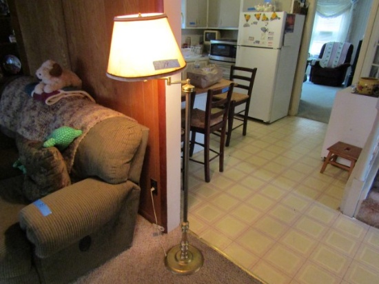 BRASS FLOOR LAMP