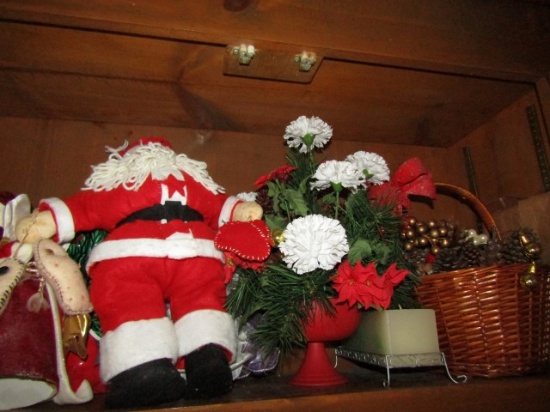 CONTENTS OF CABINET CHRISTMAS DECORATIVES