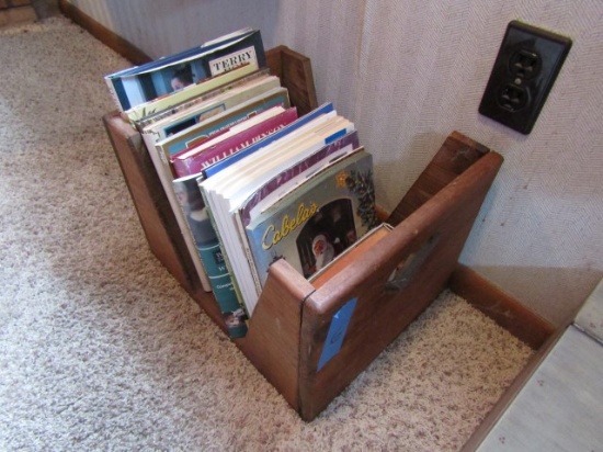 COUNTRY CRAFT MAGAZINE/BOOK RACK WITH HEART DESIGN