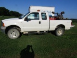 #7001 2005 FORD TRUCK XL F350 88502 MILES AUTO TRANS 4X4 SHORT BED TRAILER