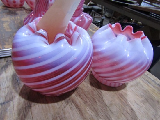 2 ROUND PINK OPALESCENT STRIPED VASES APPROX 5 INCH TALL