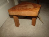 SMALL WOODEN FOOT STOOL