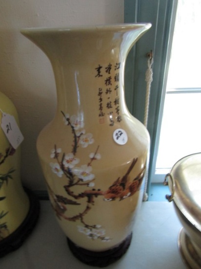 TAN ORIENTAL VASE ON TEAK BASE APPROX 19 INCH TALL WITH SPARROWS ON BRANCHE