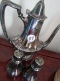 SILVER PLATE LOT INCLUDE WALLACE SILVER PLATE COFFEE POT AND SALT AND PEPPE