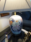 ORIENTAL STYLE TABLE LAMP FLORAL DESIGN