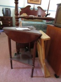 TRIFOLD CORNER TABLE MAHOGANY FINISH WITH DESK TOPPER