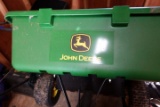 JOHN DEERE 10P LAWN WAGON