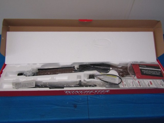 NEW IN BOX WINCHESTER MOD SXP TRENCH GUN 12 GA 3 INCH CHAM 18 INCH BARREL C