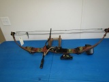 HOYT EASTON COMPOUND BOW WITH SITES FRONT WEIGHT AND SIDE MOUNT QUIVER