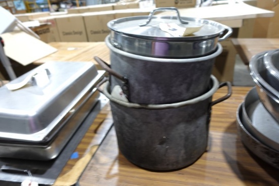 THREE LARGE COOKING POTS 2 ALUM AND 1 STAINLESS STEEL