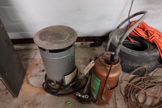 PROPANE FLOOR HEATER AND UNICO SPRAYER