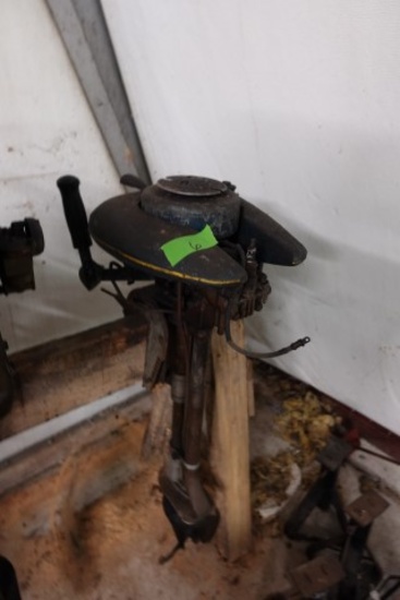 ANTIQUE CHAMPION OUTBOARD MOTOR