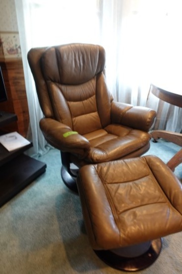 LEATHER RECLINER WITH OTTOMAN