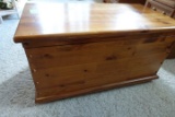 KNOTTY PINE BLANKET CHEST 31 X 16 X 17