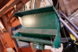 NEW SQUIRREL PROOF BIRD FEEDER