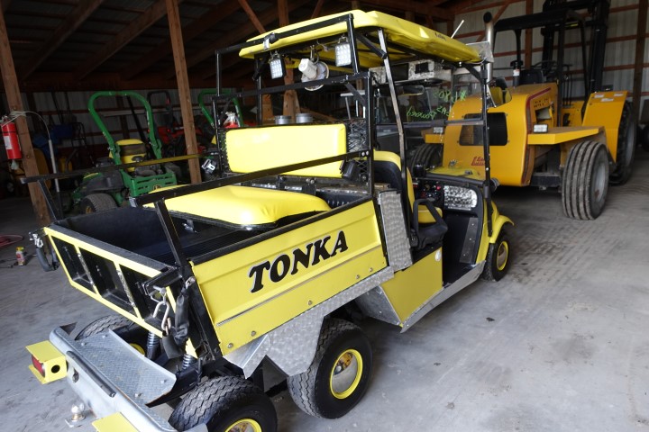 Drivable tonka truck hotsell