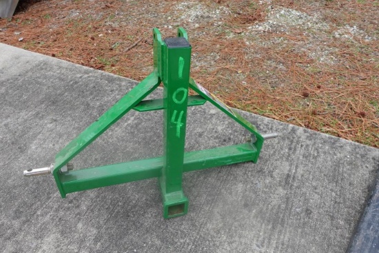 #104 JOHN DEERE 3 PT HITCH WITH RECEIVER MOUNT