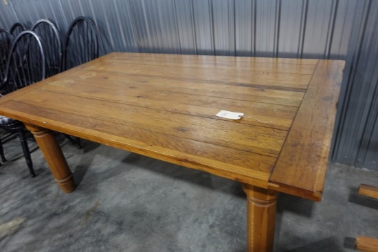 HEAVY PRIMITIVE STYLE TABLE WITHOUT LEAVES 6' X 44 INCHES COMES WITH ADDITI