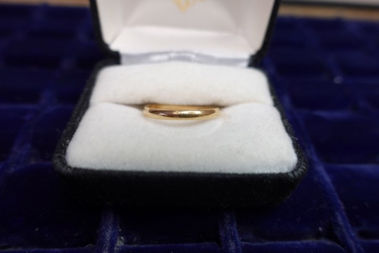 18KT GOLD WEDDING BAND SIZE 10.5 1.3 DWT