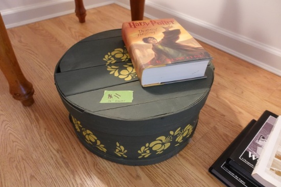 HARRY POTTER HARDBACK BOOK AND HANDPAINTED WOODEN HAT BOX