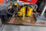 PNEUMATIC OPERATED BOTTLE JACK