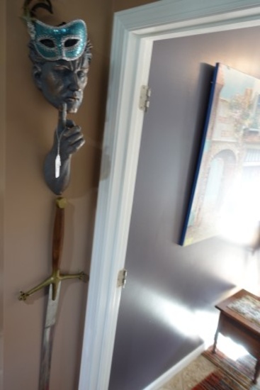 REPRODUCTION VIKING TYPE SWORD 52 INCH WITH MALE BUST