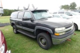 #5601 2003 CHEVY SUBURBAN 2500 6.0 L GAS 102790 MILES 373 REARS 3RD ROW SEA