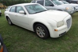 #2603 2007 CHRYSLER 300 M 146844 MILES POWER DOORS AND WINDOWS SUNROOF VINY