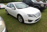 #2601 2011 FORD FUSION 161048 MILES POWER DOORS AND WINDOWS AM FM CD PLAYER