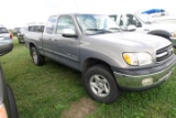 #6501 2000 TOYOTA TUNDRA 4 DOOR GAS 133312 MILES 4X4 COLD AC CLOTH INTERIOR