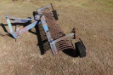 7' ADJUST ROOT RAKE WITH 2 TIRES 3 PT HITCH