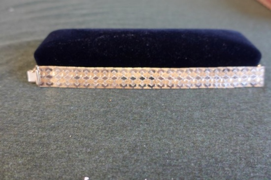 8" 14 KT GOLD BRACELET 33.6 DWT