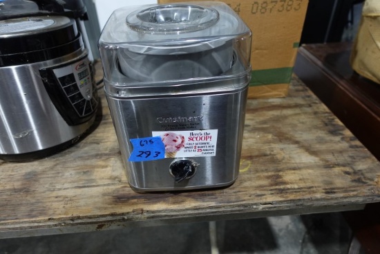 QUAISINART YOGURT AND ICECREAM MAKER