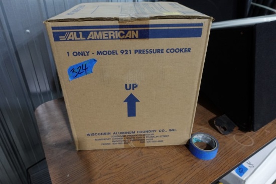 ALL AMERICAN MODEL 921 PRESSURE COOKER NEW IN BOX