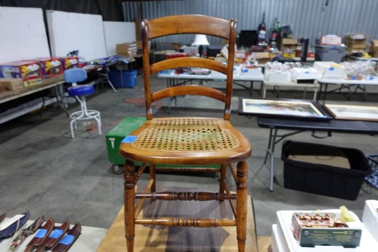 ANTIQUE SIDE CHAIR BASKETWEAVE SEAT WITH DAMAGE
