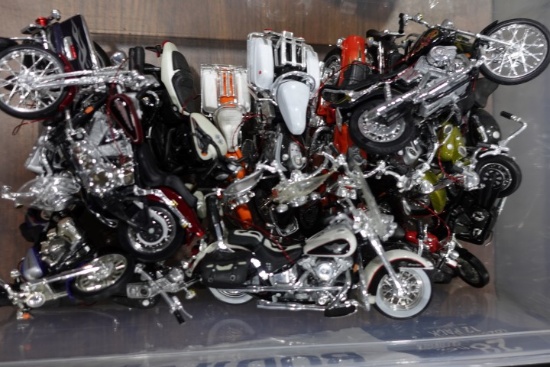 APPROX 16 MINIATURE HARLEY DAVIDSONS